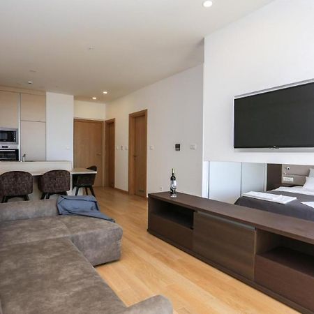Apartments Lux بودفا المظهر الخارجي الصورة