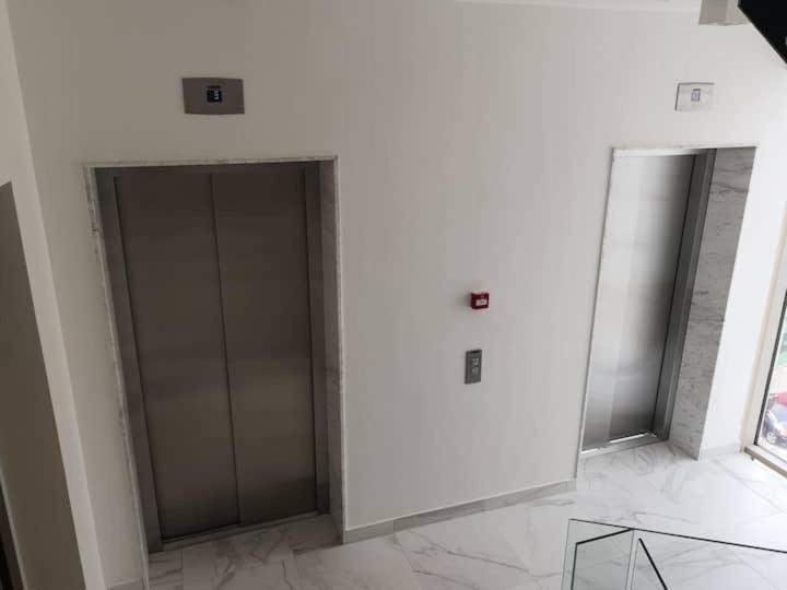 Apartments Lux بودفا المظهر الخارجي الصورة