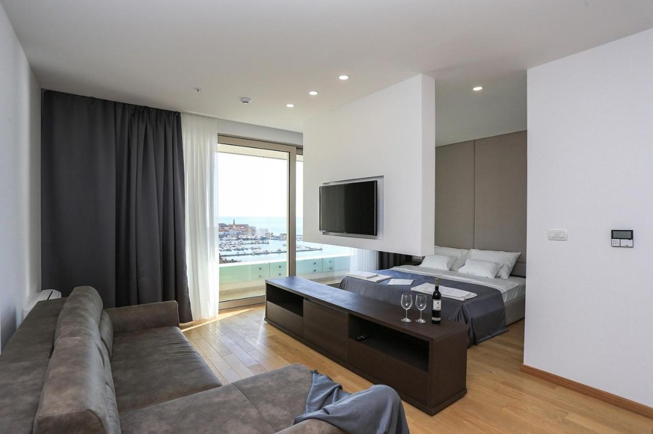 Apartments Lux بودفا المظهر الخارجي الصورة