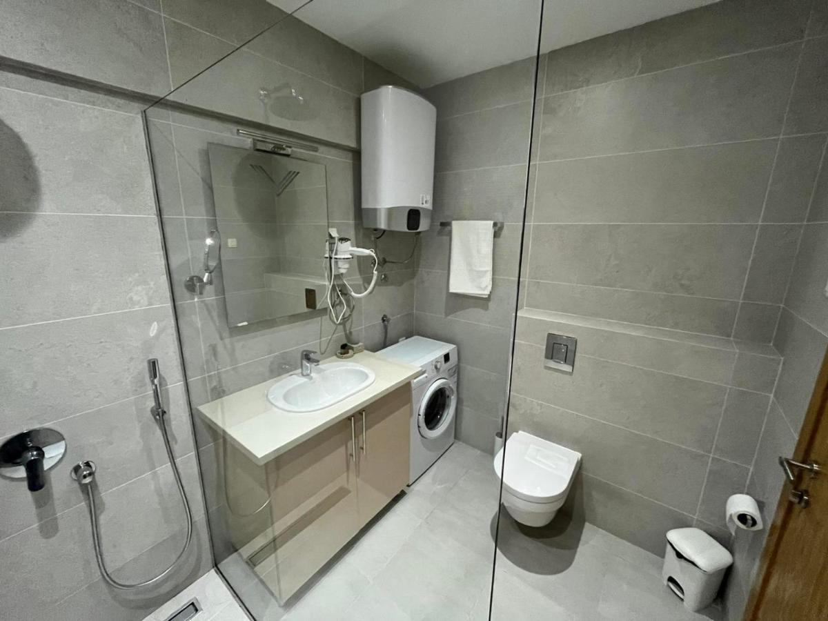Apartments Lux بودفا المظهر الخارجي الصورة