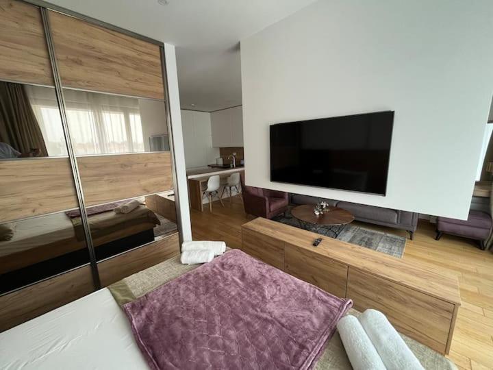 Apartments Lux بودفا المظهر الخارجي الصورة