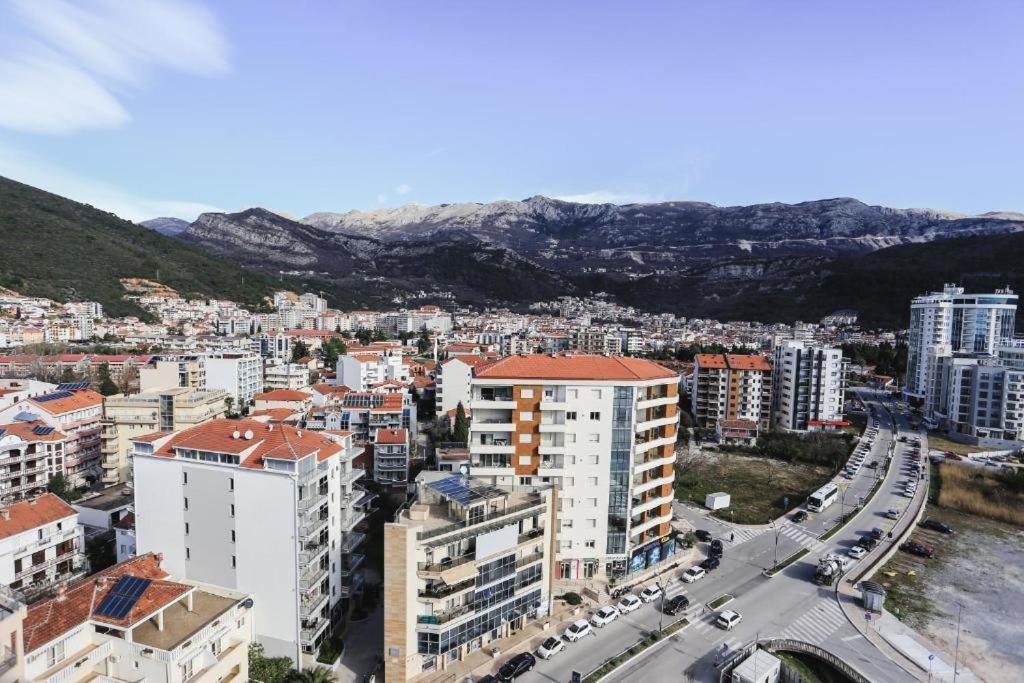 Apartments Lux بودفا المظهر الخارجي الصورة